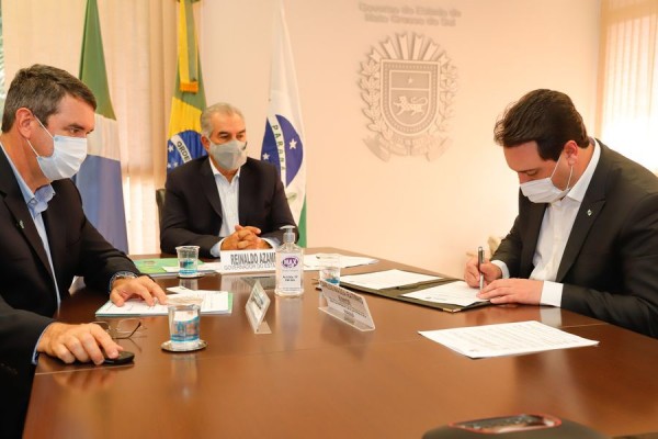  - Atrai Aditivos para concreto, cimento e argamassa