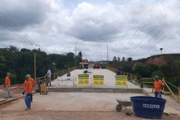 Obras da ponte AcarÃ¡ Miri, TomÃ© AÃ§u - ParÃ¡